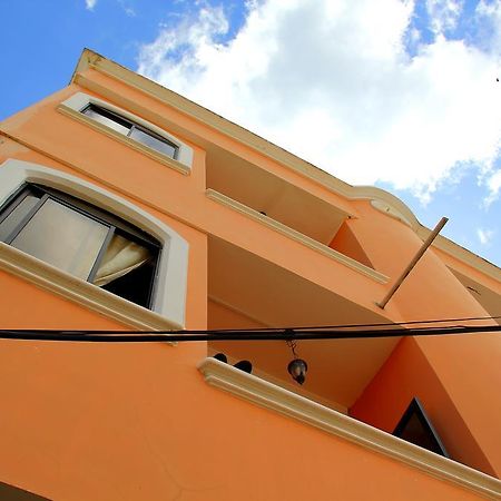 Hostal Duncan Puerto Ayora  Exterior foto