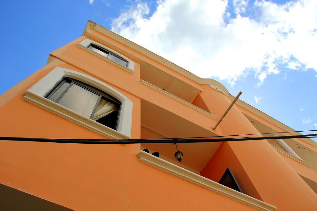 Hostal Duncan Puerto Ayora  Exterior foto