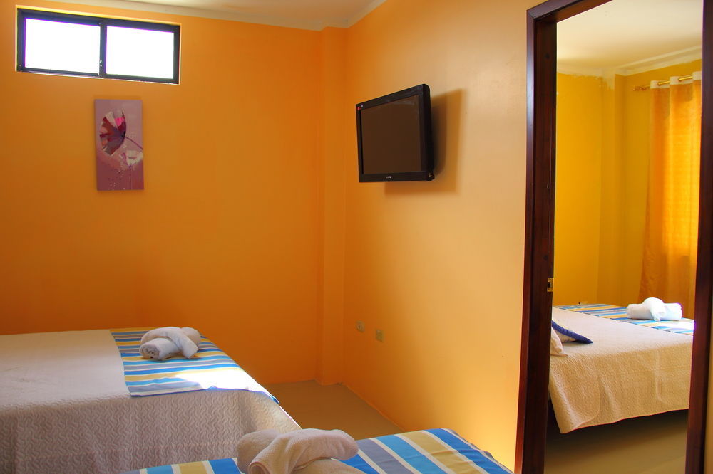 Hostal Duncan Puerto Ayora  Exterior foto